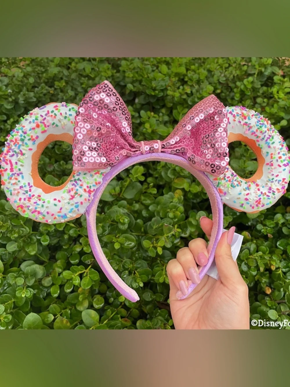 Rare* As Seen on Megan Fox Donut Mickey Ears Headband - Picture 3 of 10